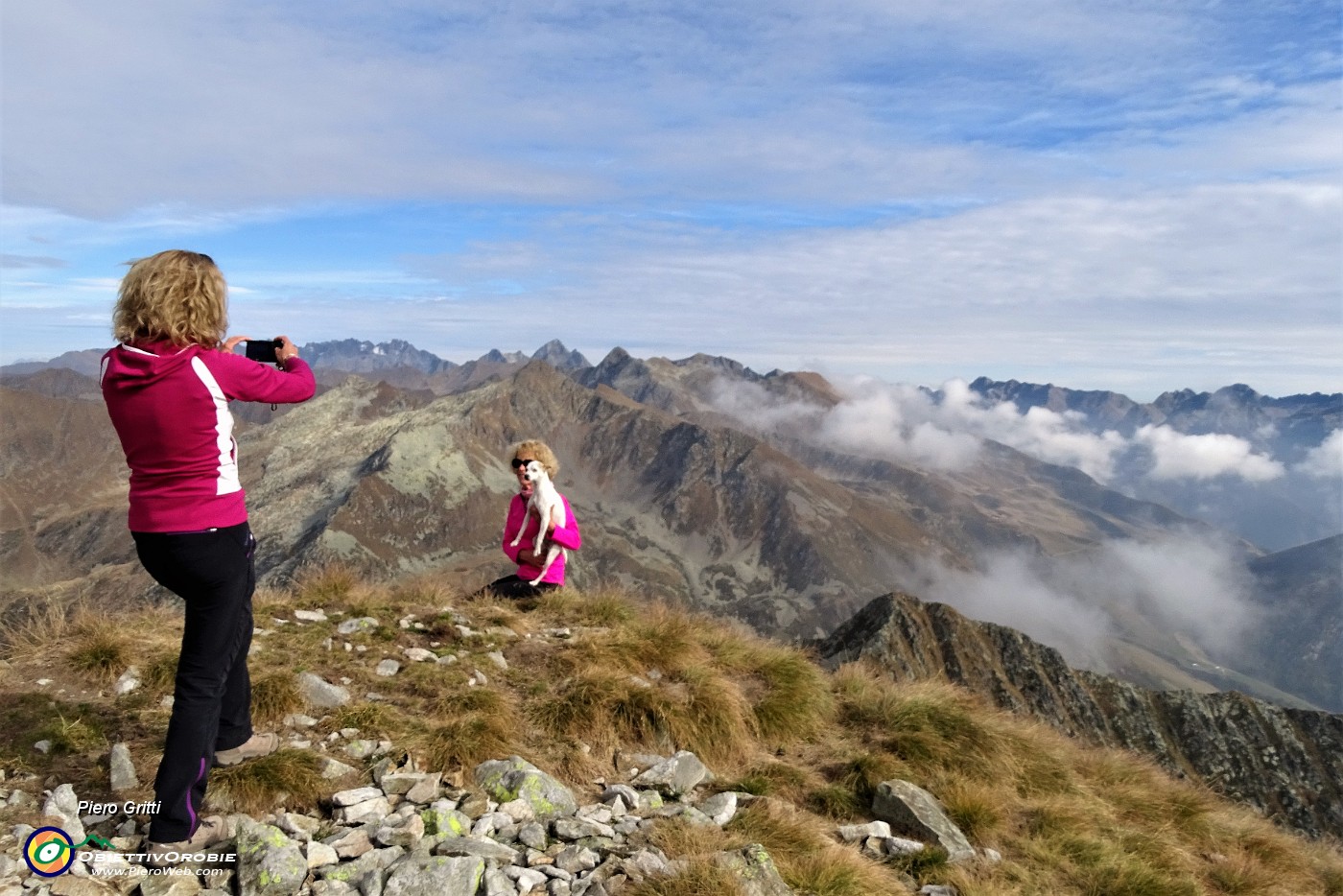 70 Vista verso il Pizzo del Diavolo.JPG